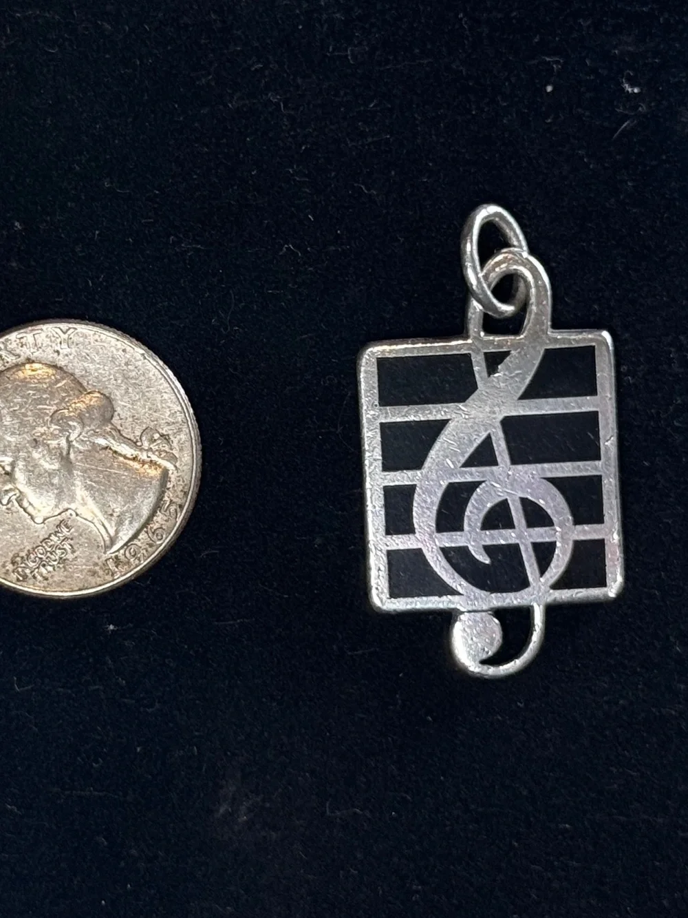 Tiffany & Co. Treble Clef Music Note Pendant Charm Keyring
